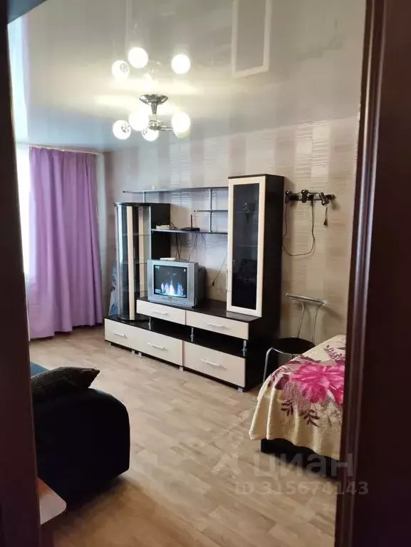 1-к кв. Красноярский край, Красноярск Парашютная ул., 82 (38.0 м) - Фото 0