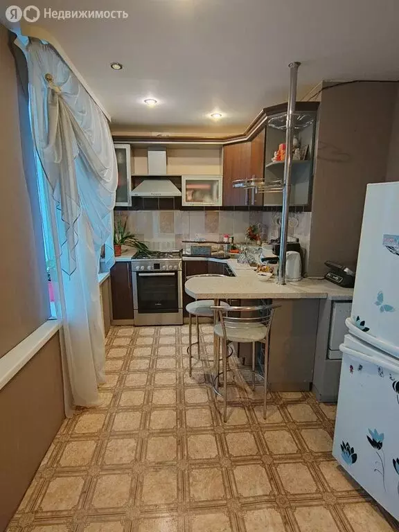 3-комнатная квартира: Лысьва, улица Энгельса, 20 (62.3 м) - Фото 2