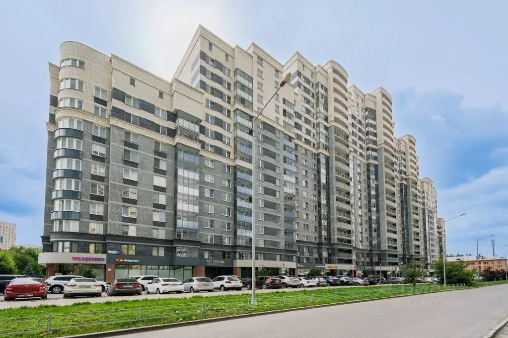 3-к кв. Свердловская область, Екатеринбург ул. Ирбитская, 13 (86.6 м) - Фото 1