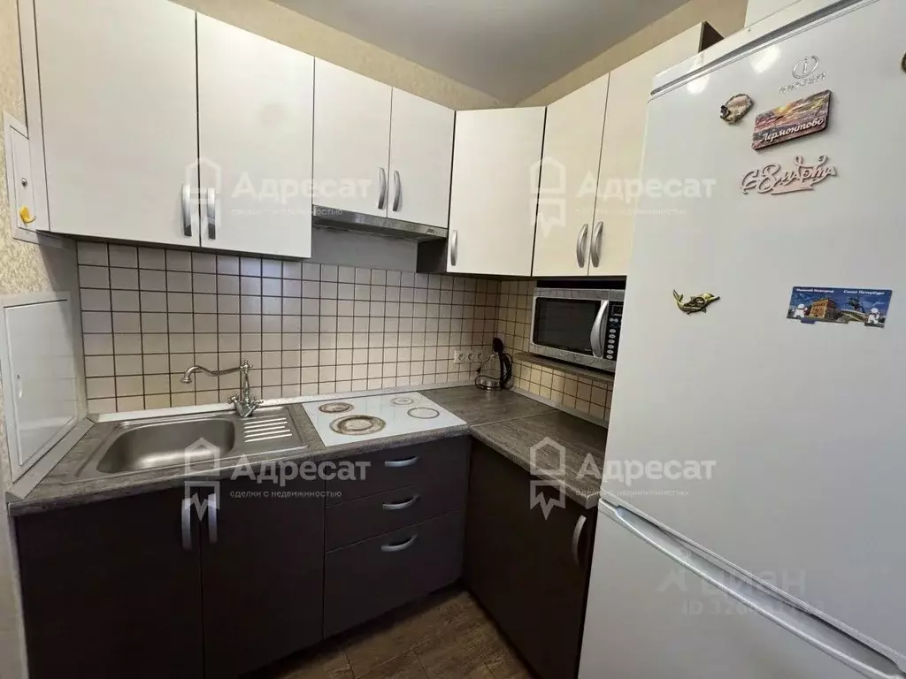 Студия Волгоградская область, Волгоград ул. Быстрова, 92 (28.6 м) - Фото 1