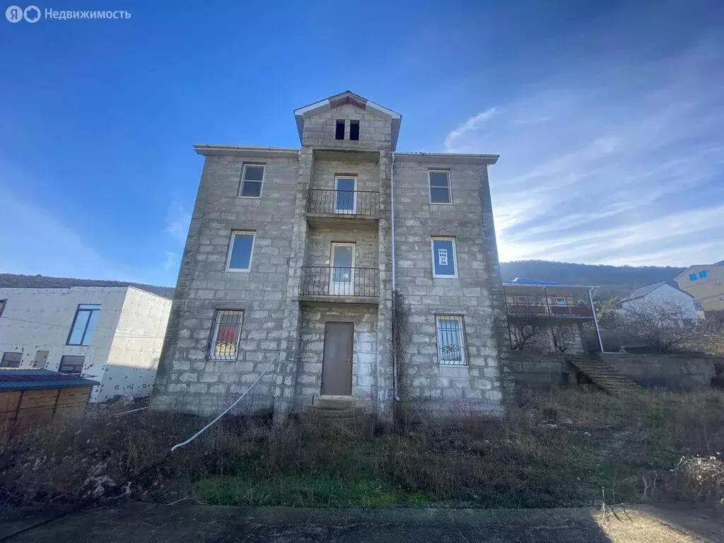 Дом в село Сукко, Кооперативная улица (386 м) - Фото 1