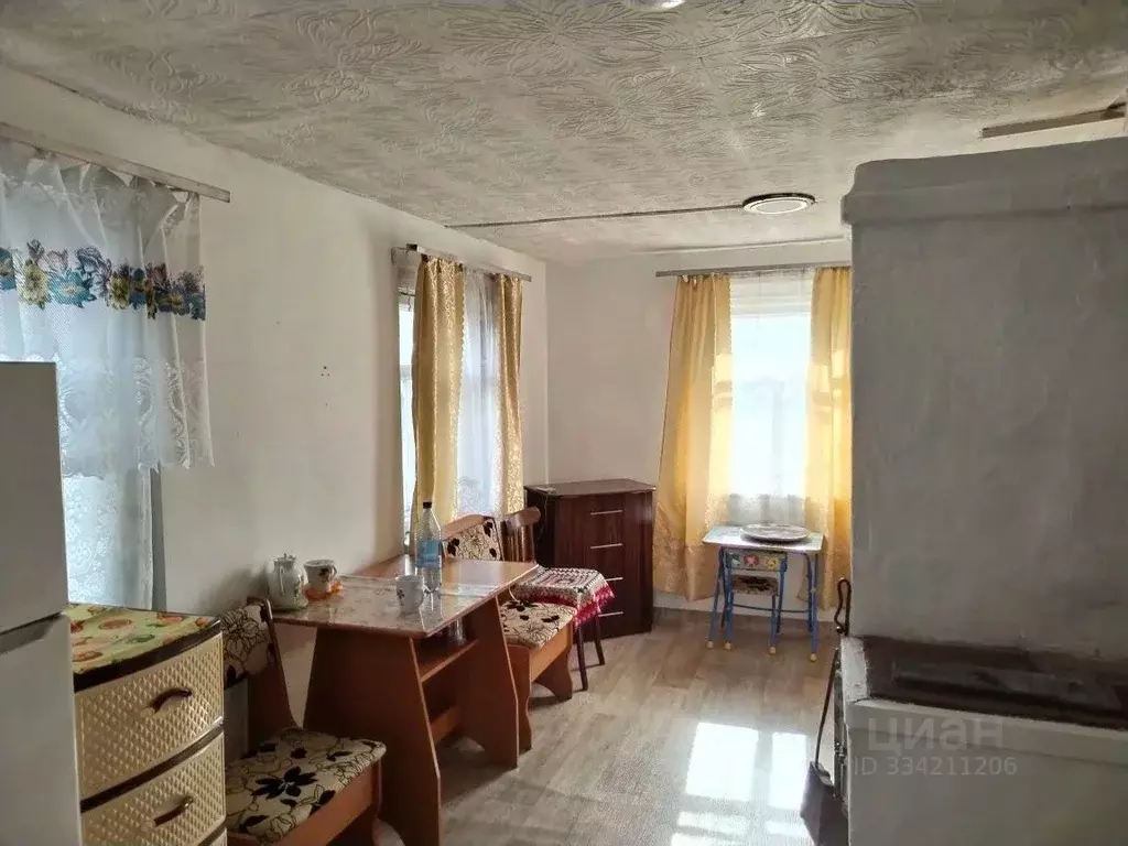 Дом в Красноярский край, Красноярск 3-я Линейная ул., 22 (18 м) - Фото 1