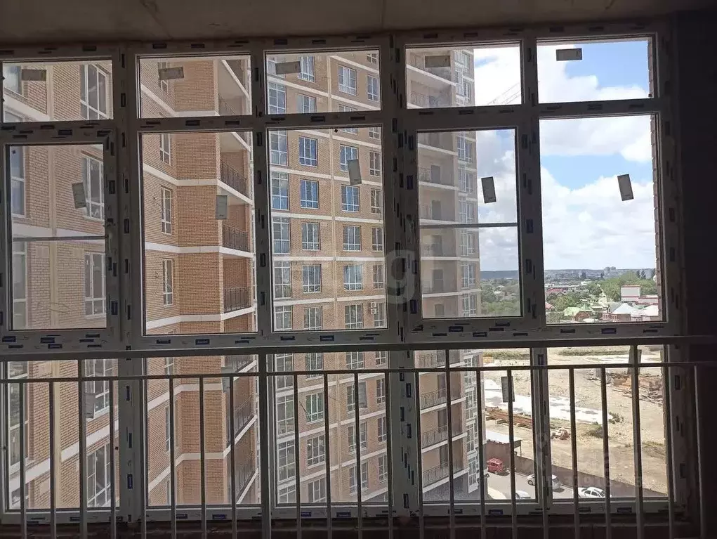 2-к кв. Адыгея, Майкоп ул. Пирогова, 4 (73.8 м) - Фото 1