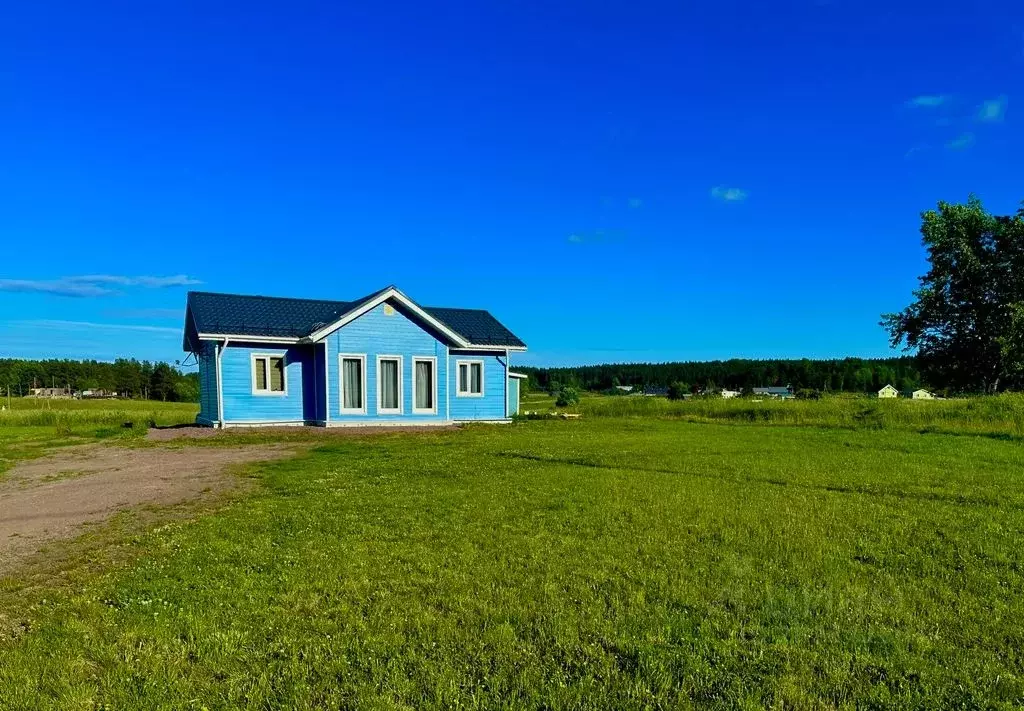 Дом в Карелия, Сортавальский муниципальный округ, пос. Ламберг ул. ... - Фото 0