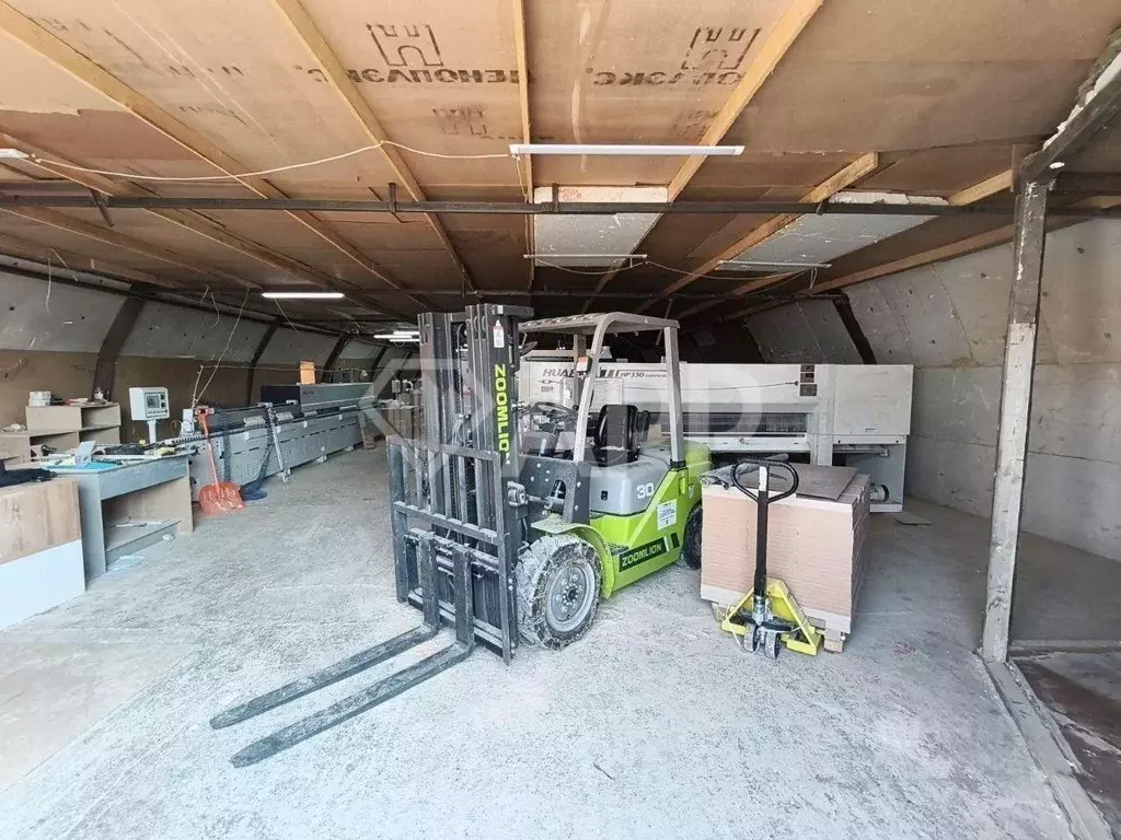 Помещение свободного назначения в Татарстан, Казань ул. Владимира ... - Фото 1