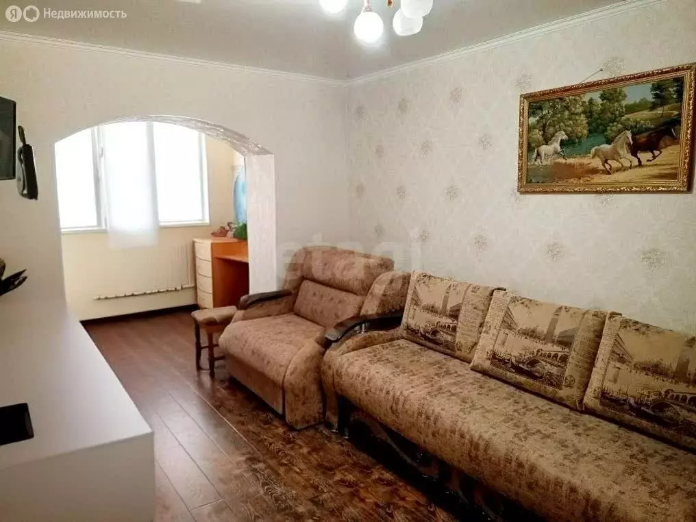 2-комнатная квартира: Темрюк, улица Ленина, 47 (56 м) - Фото 1