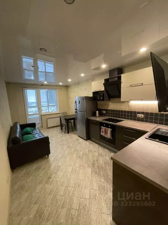 1-к кв. Омская область, Омск ул. Конева, 8 (46.0 м) - Фото 1