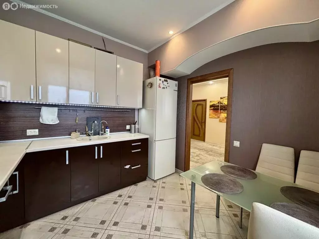 3-комнатная квартира: Дзержинск, бульвар Мира, 11 (80.8 м) - Фото 1