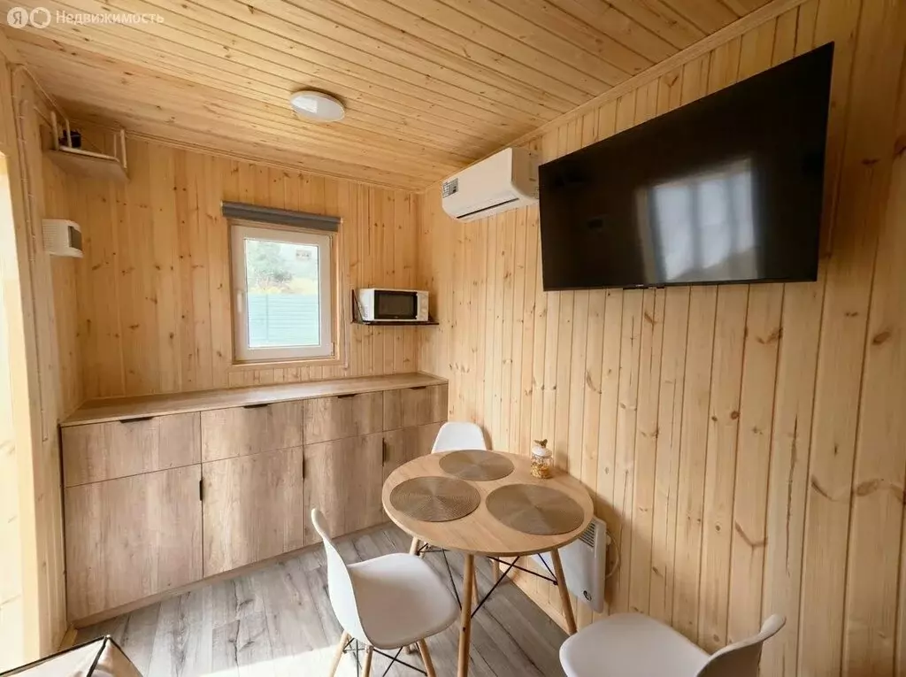 Дом в Волгоград, улица Джамбула Джабаева (20 м) - Фото 1