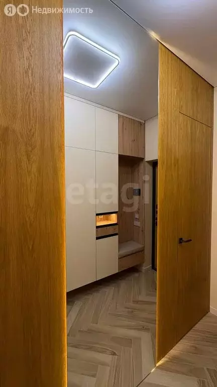 3-комнатная квартира: Тюмень, улица Евгения Войнова, 7 (91 м) - Фото 1