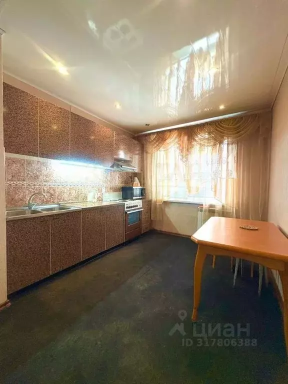 3-к кв. Белгородская область, Старый Оскол Макаренко мкр, 38 (64.0 м) - Фото 1