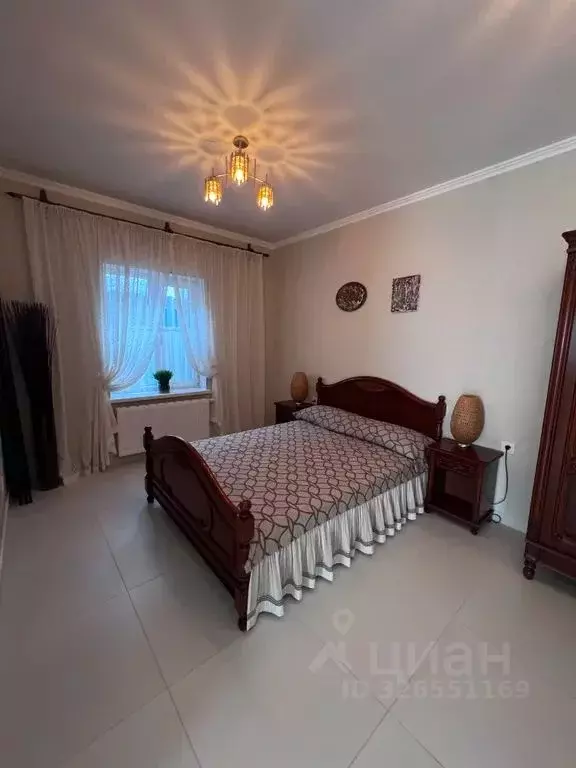Дом в Краснодарский край, Анапа Крепостная ул., 13 (50 м) - Фото 1