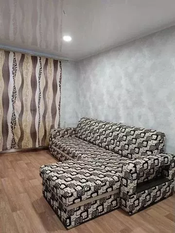 1-к. квартира, 38 м, 4/10 эт. - Фото 0
