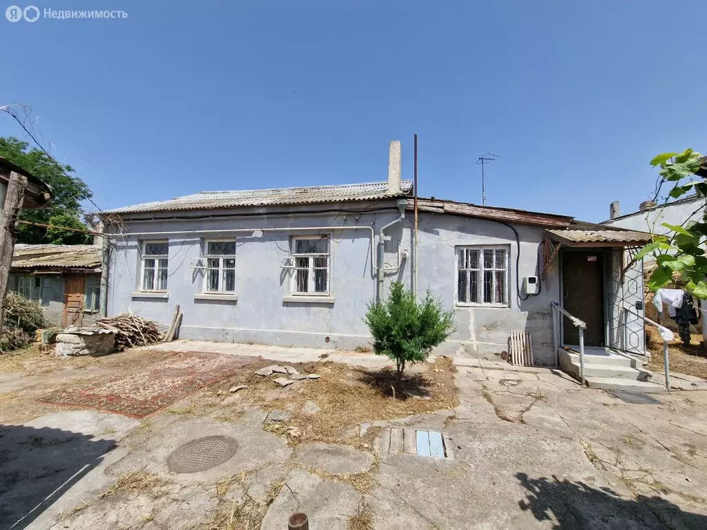 3-комнатная квартира: Евпатория, улица Краевского, 12 (70.4 м) - Фото 1