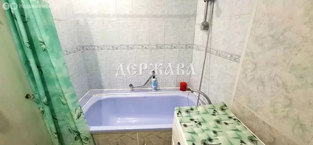 2-комнатная квартира: Старый Оскол, микрорайон Макаренко, 29 (48.5 м) - Фото 0