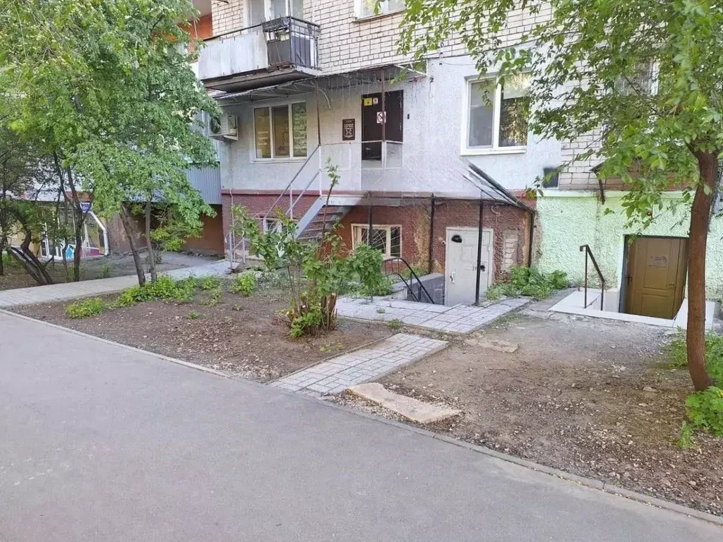 Помещение свободного назначения в Саратовская область, Саратов Рабочая ... - Фото 0