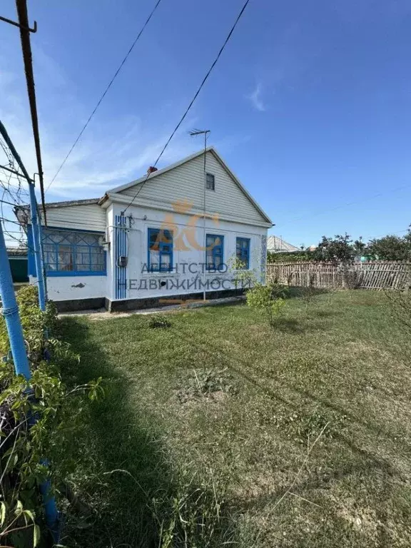 Дом в Крым, Феодосия муниципальный округ, Приморский пгт ул. ... - Фото 0