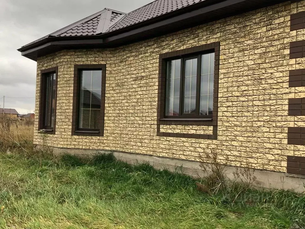 Дом в Курская область, Курский район, Новопоселеновский сельсовет, д. ... - Фото 1