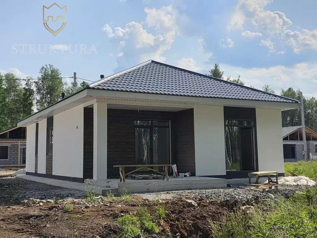 Дом в Свердловская область, Полевской городской округ, с. Курганово ... - Фото 2