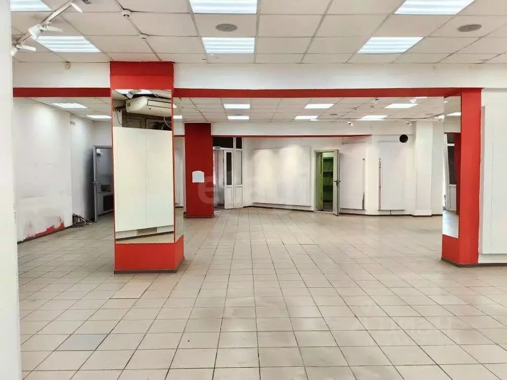 Торговая площадь в Башкортостан, Уфа ул. Ферина, 4 (277 м) - Фото 1