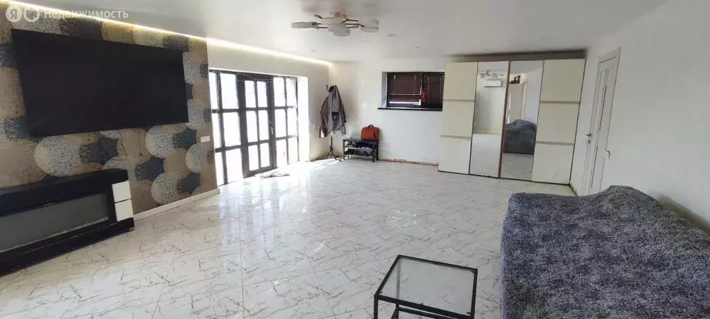 Дом в Тенистое, улица Алиме Абденнановой, 45 (189.1 м) - Фото 1