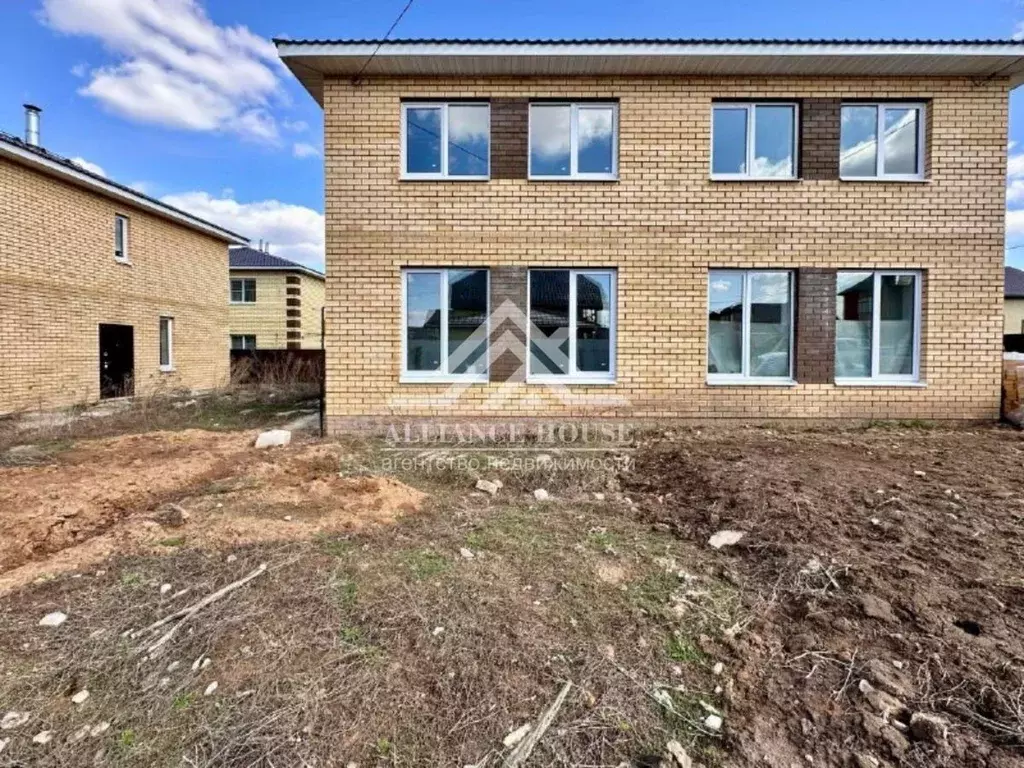 Таунхаус в Татарстан, с. Высокая Гора ул. Новая (100 м) - Фото 1