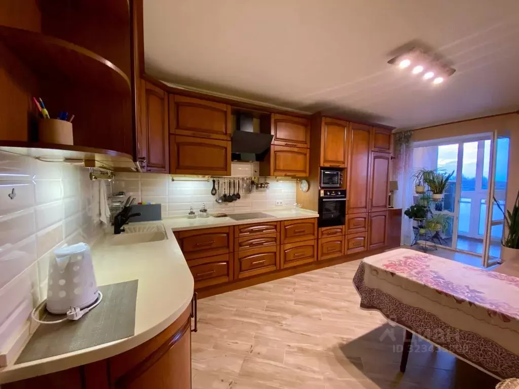 2-к кв. Московская область, Звенигород Одинцовский городской округ, ... - Фото 0