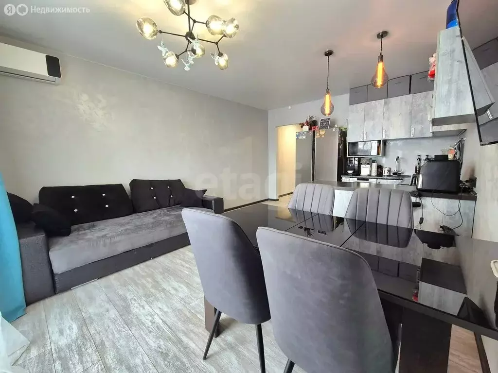 2-комнатная квартира: посёлок Западный, микрорайон Привилегия, Уютная ... - Фото 1