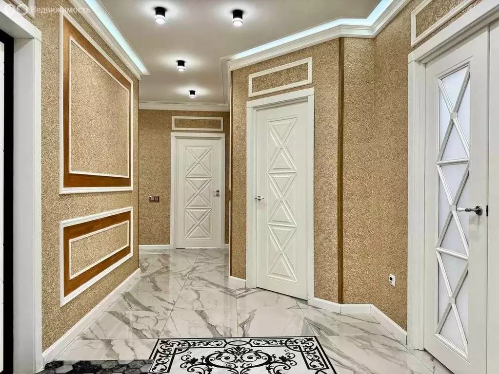 2-комнатная квартира: Волжский, улица Мира, 57 (89.2 м) - Фото 0