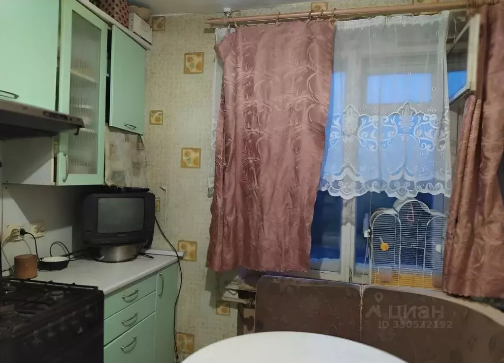 3-к кв. Санкт-Петербург, Санкт-Петербург, Колпино ул. Адмиралтейская, ... - Фото 0