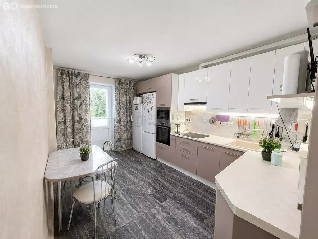 3-комнатная квартира: Москва, улица Вертолётчиков, 2 (71 м) - Фото 1