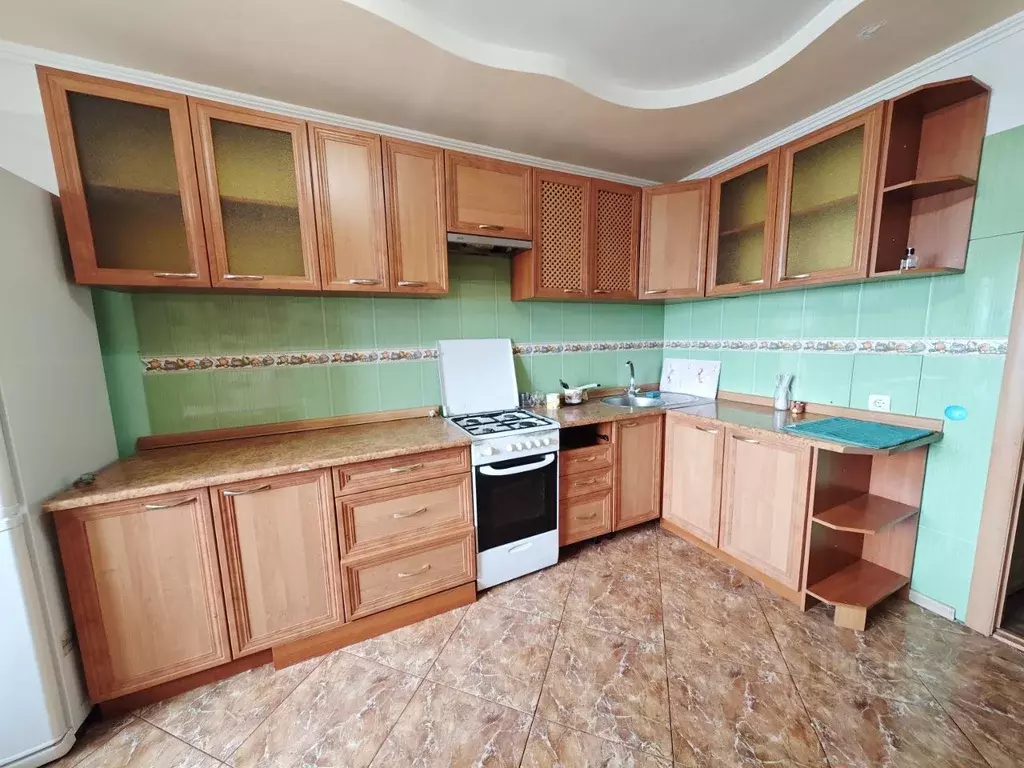 2-к кв. Калининградская область, Гусев Балтийская ул., 10А (67.9 м) - Фото 2