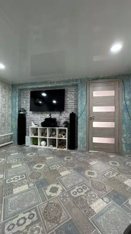 Дом в Астраханская область, Астрахань ул. Красина, 21 (87 м) - Фото 1