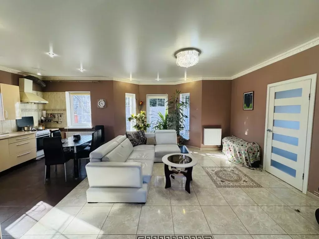 Дом в Калининградская область, Ладушкин Дубовая ул., 3 (140 м) - Фото 1