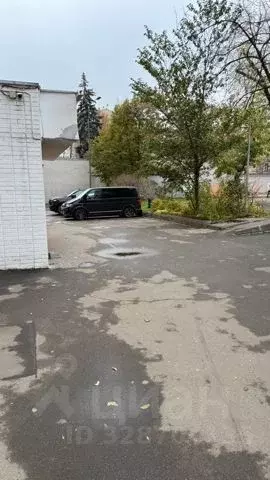 Гараж в Санкт-Петербург наб. Канала Грибоедова, 93 (20 м) - Фото 2