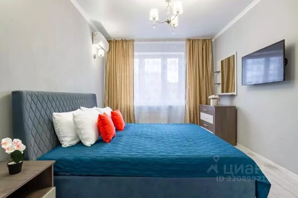 2-к кв. Краснодарский край, Краснодар ул. Домбайская, 61 (70.0 м) - Фото 0