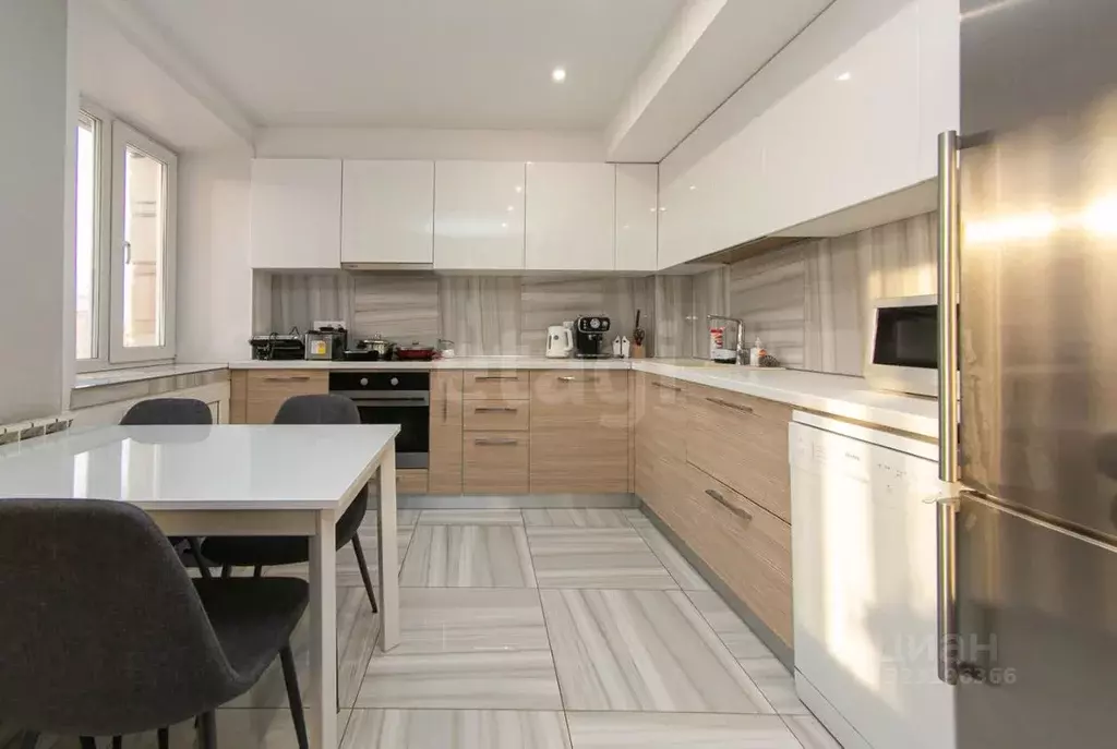 3-к кв. Томская область, Томск ул. Пирогова, 15 (60.1 м) - Фото 2