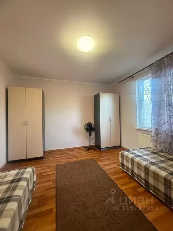 1-к кв. Крым, Симферополь ул. Алиме Абденнановой, 15 (32.0 м) - Фото 1