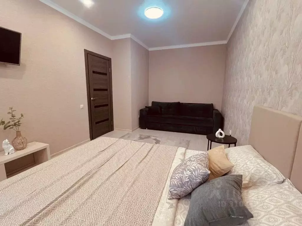 1-к кв. Тюменская область, Тюмень ул. Александра Протозанова, 4 (37.0 ... - Фото 2