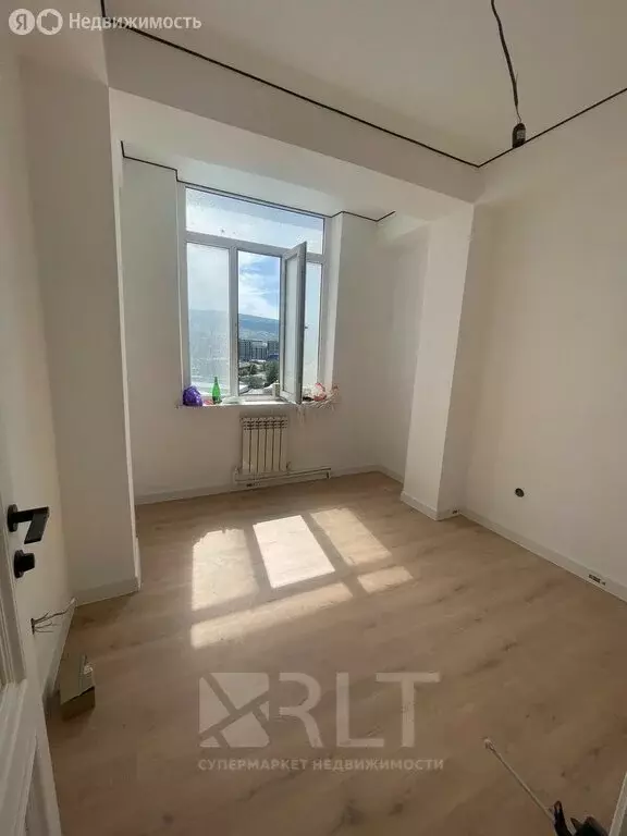 2-комнатная квартира: Махачкала, улица Бейбулатова, 28 (47 м) - Фото 0