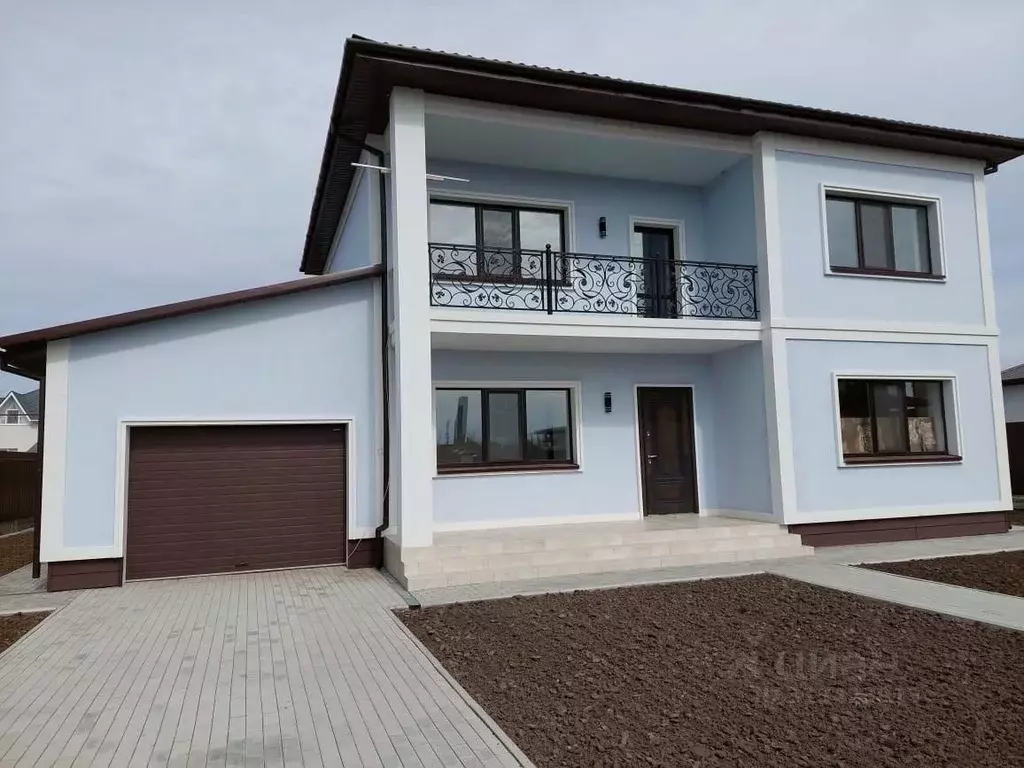 Дом в Саратовская область, Энгельсский район, Красноярское ... - Фото 1