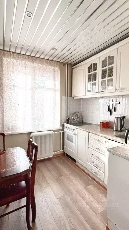 3-к кв. Омская область, Большеречье рп ул. Рабочая, 36 (61.9 м) - Фото 1