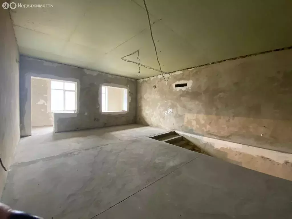3-комнатная квартира: Махачкала, проспект Имама Шамиля, 41 (120 м) - Фото 1