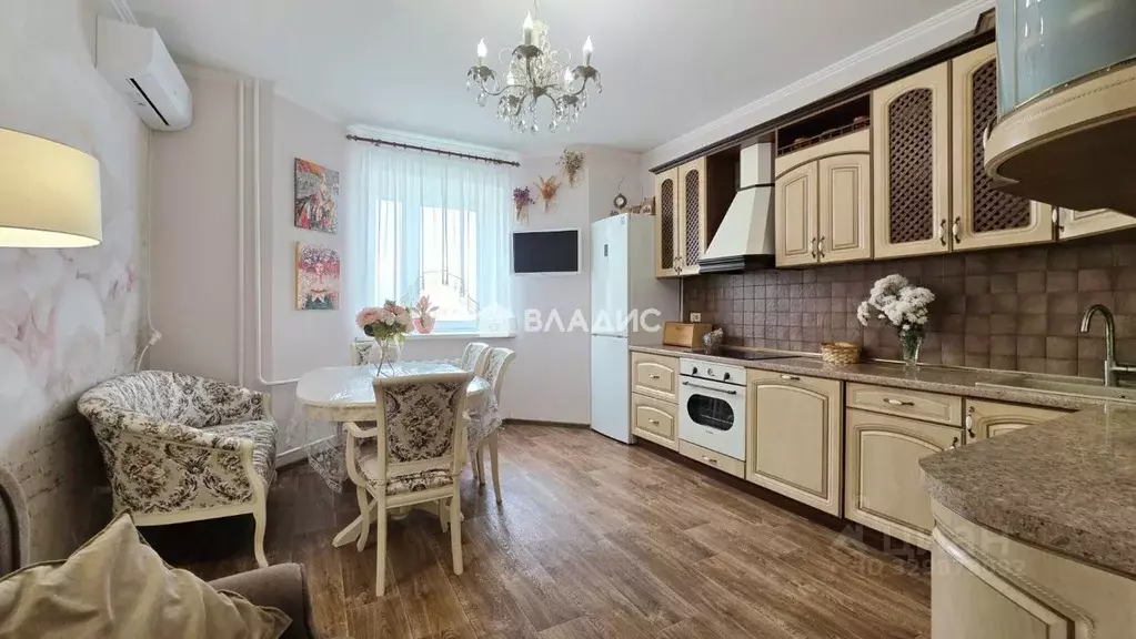 2-к кв. Липецкая область, Липецк ул. Бунина, 15 (80.1 м) - Фото 1