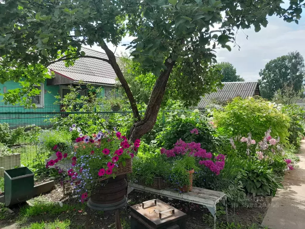 Дом в Ленинградская область, Любань Тосненский район, ул. Урицкого ... - Фото 1