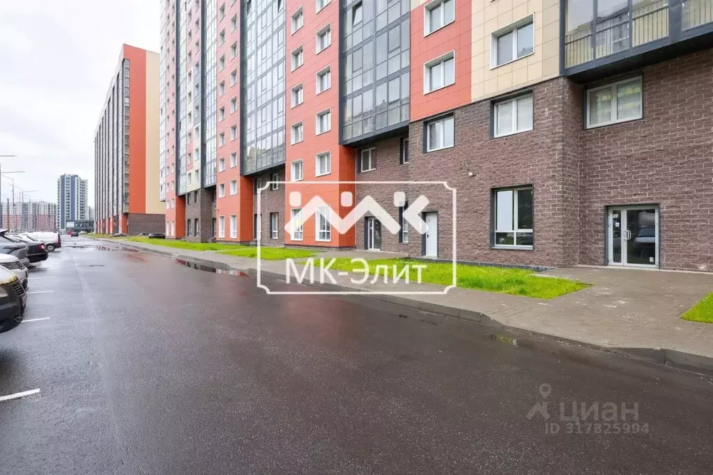 Помещение свободного назначения в Ленинградская область, Мурино ... - Фото 0