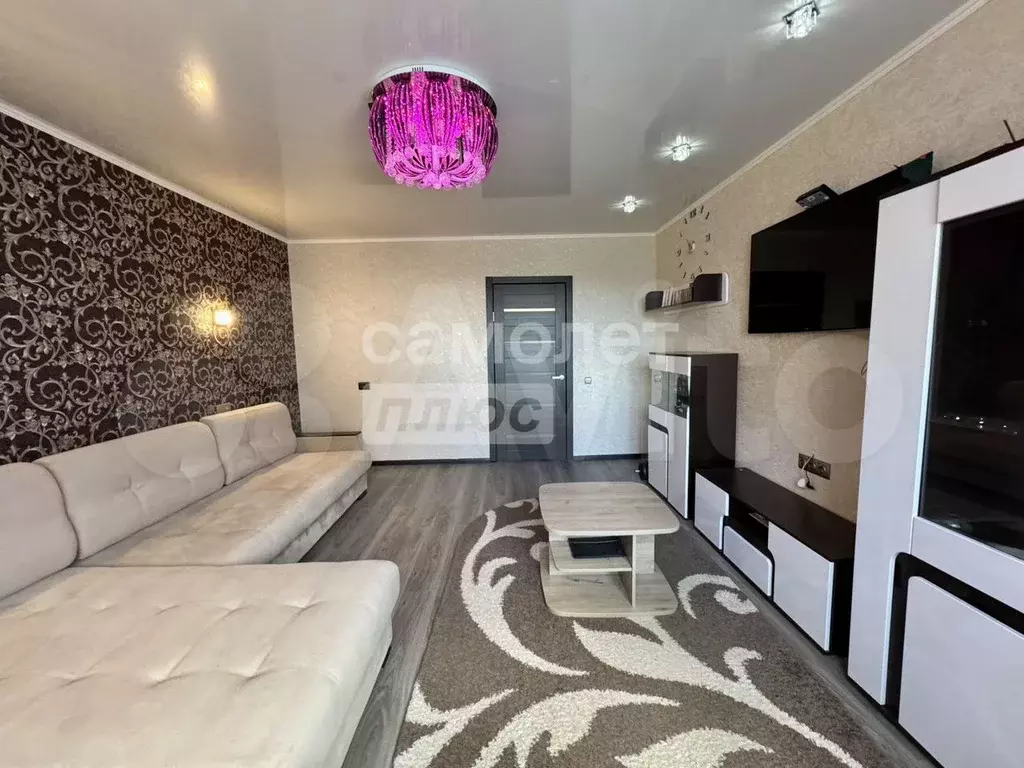 2-к. квартира, 60 м, 7/17 эт. - Фото 0