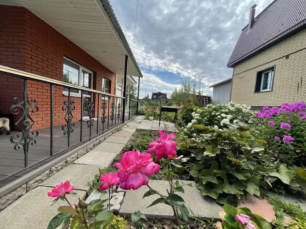 Дом в Тульская область, Щекинский район, Яснополянское с/пос, д. ... - Фото 1