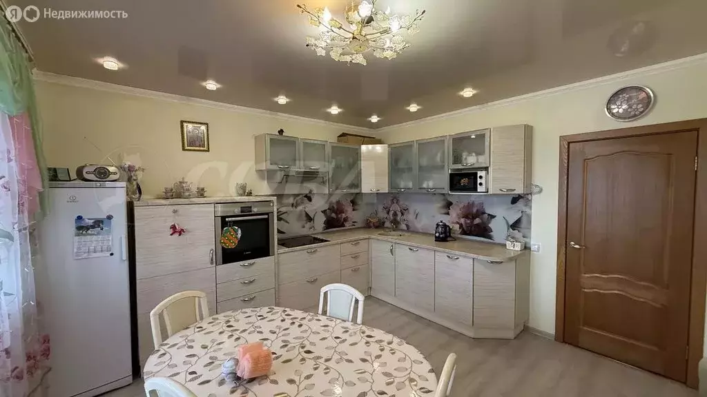 3-комнатная квартира: Тюмень, Широтная улица, 167к3 (100 м) - Фото 2