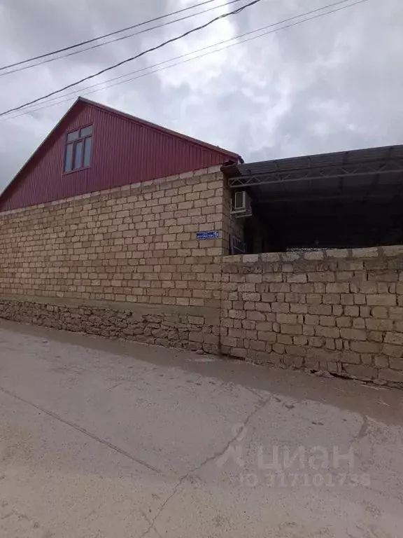 Дом в Дагестан, Дербент ул. Энтузиастов, 11 (110 м) - Фото 1